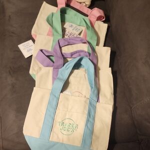 Trader Joe's Canvas Tote Bags Set Of 4